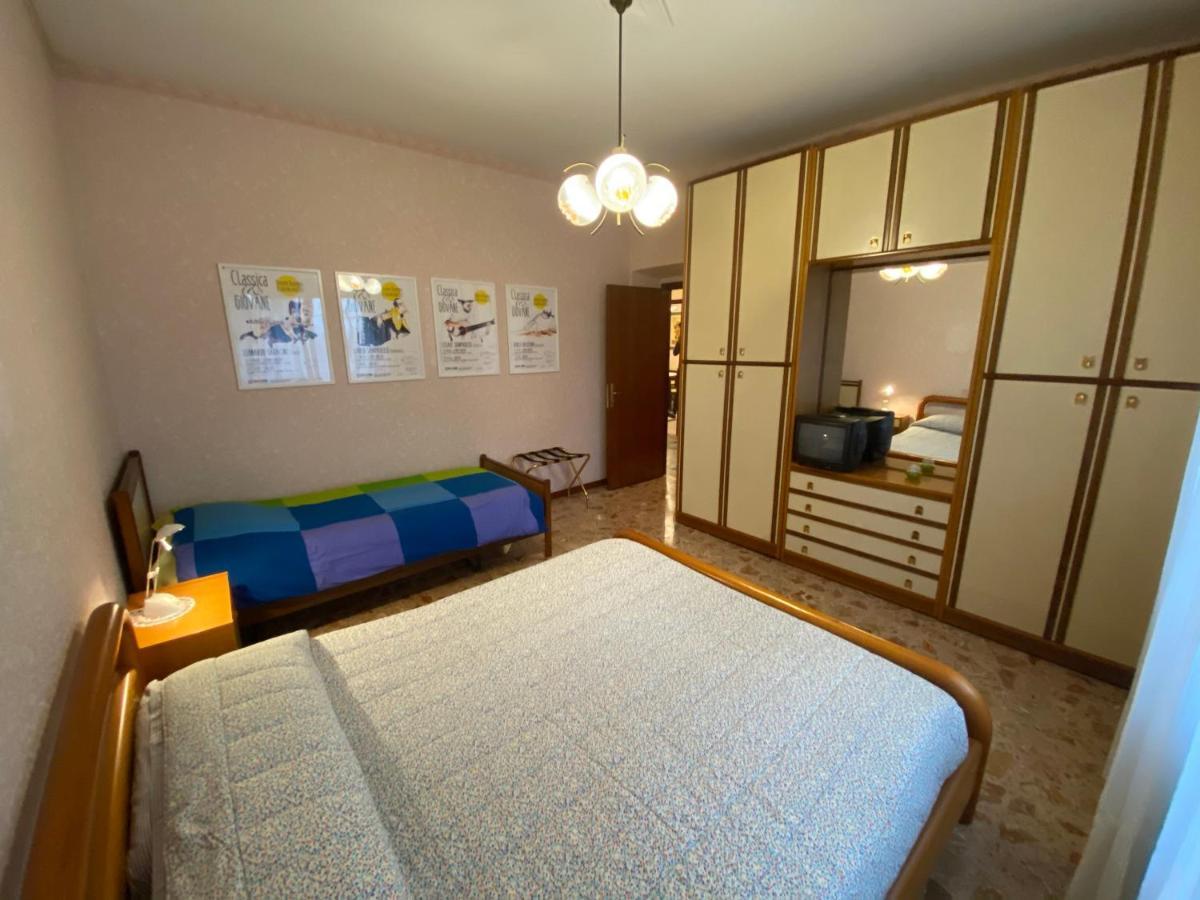 Residence Accordeon Castelfidardo Bagian luar foto